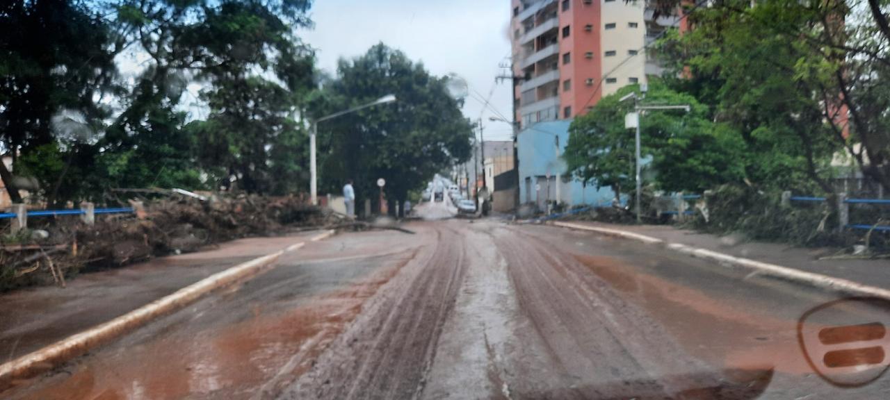 Foto 3 de 13 — Após estragos e morte, veja como amanheceu a cidade de Jaú